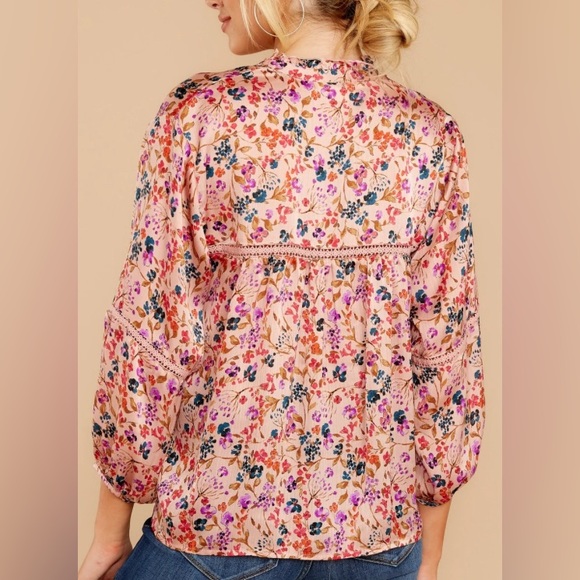 Lovestitch Prairie Floral Print Blouse - Picture 8 of 8